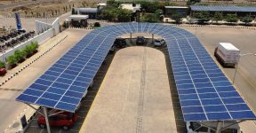 Corning Anlagen vollziehen mit Solarprojekten 
