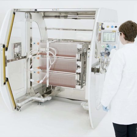 康宁®堆叠细胞培养容器自动化操作平台